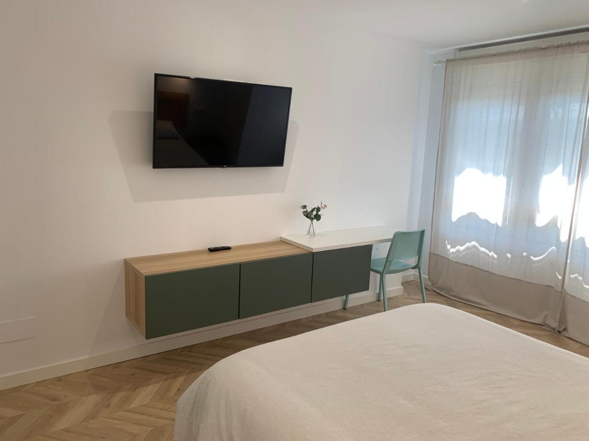 Bierzo Habita Apartments Понферрада Экстерьер фото