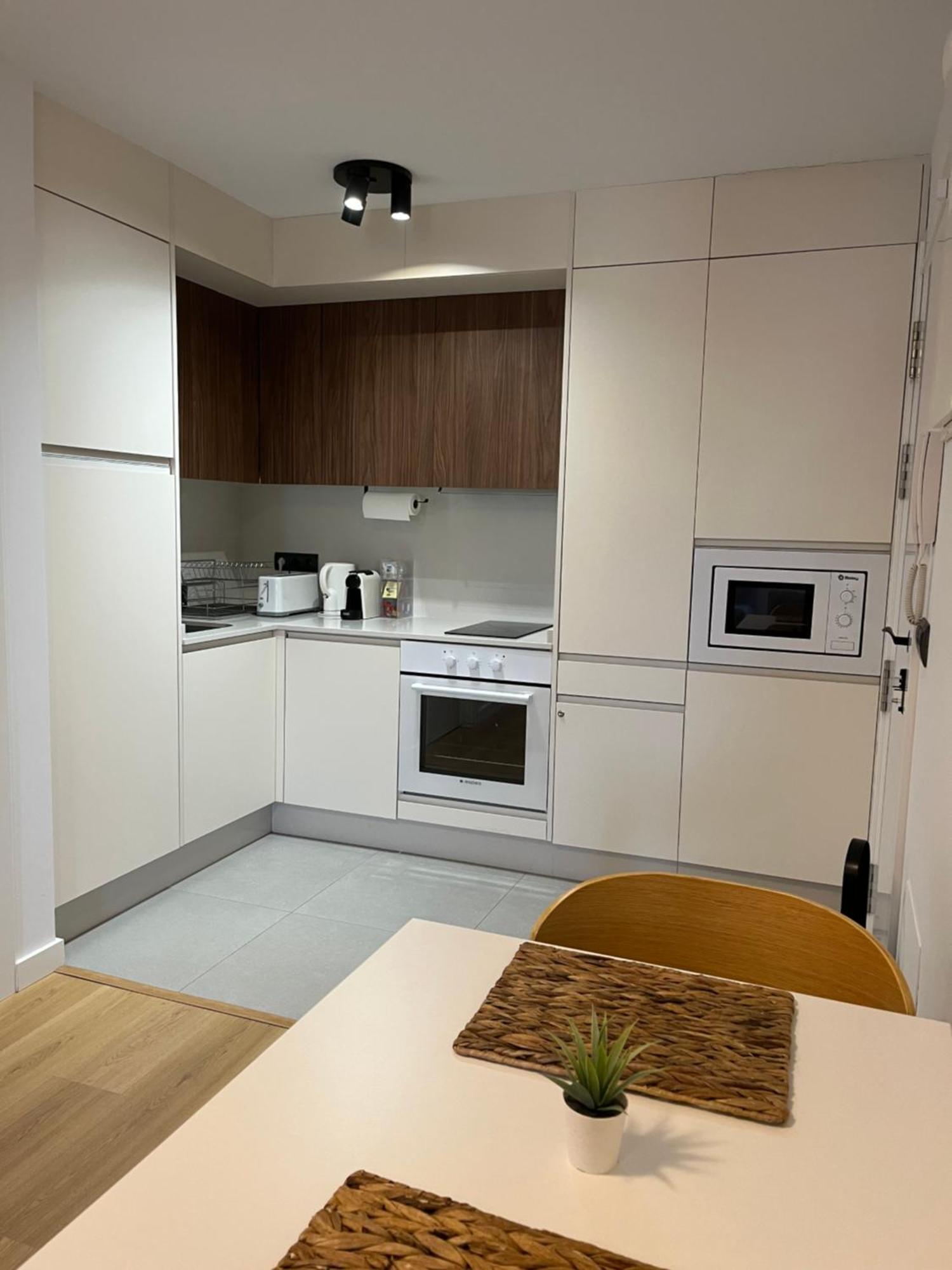 Bierzo Habita Apartments Понферрада Экстерьер фото