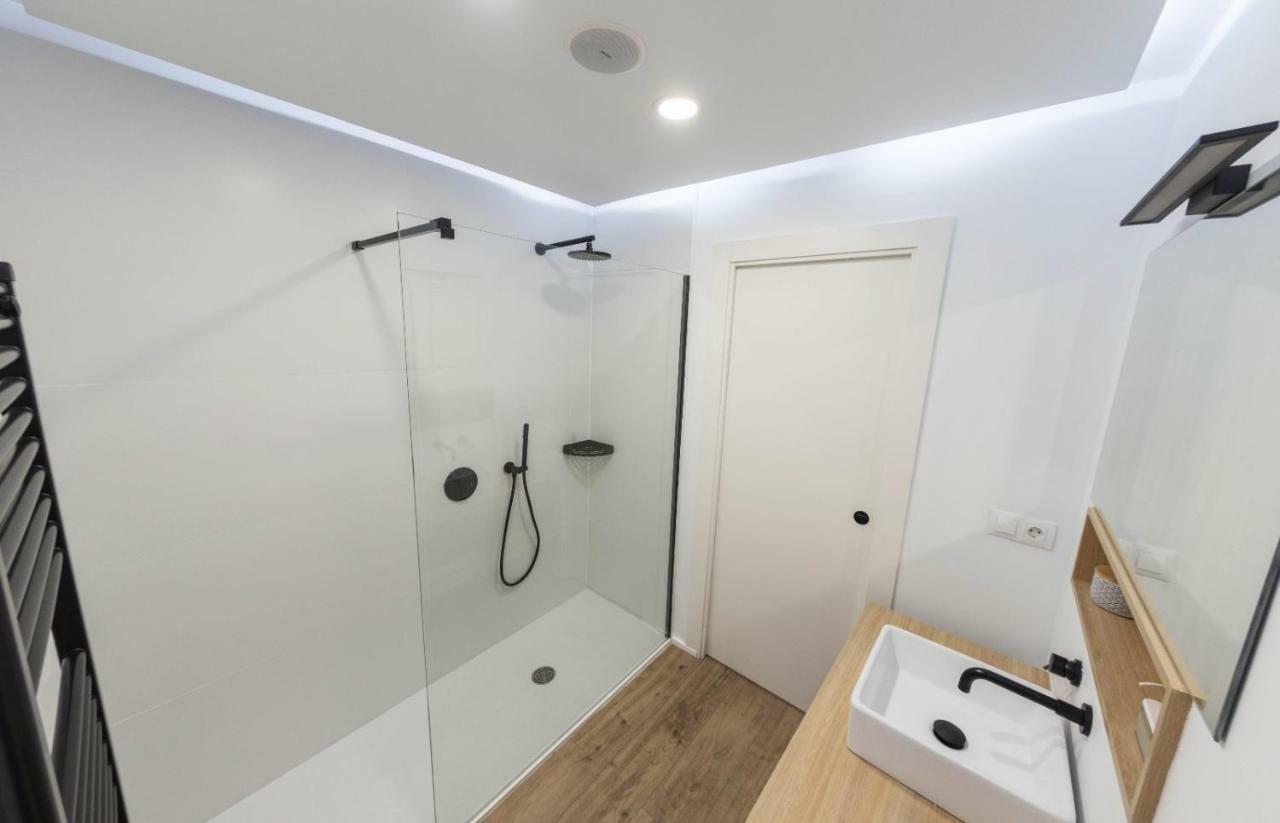 Bierzo Habita Apartments Понферрада Экстерьер фото